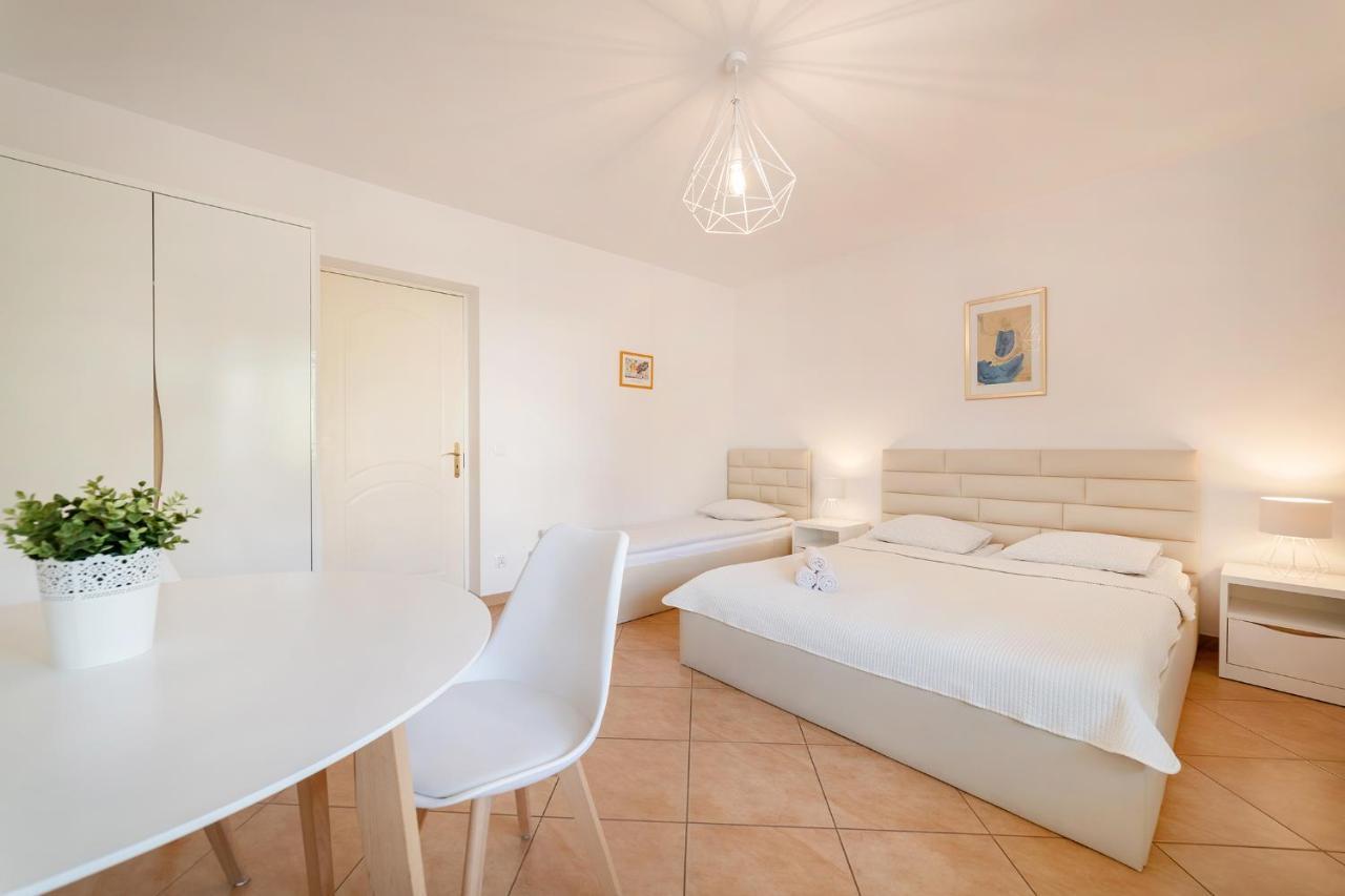 Mario Pokoje - Apartamenty Jastarnia Exterior foto